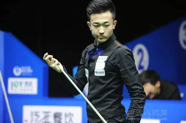 联赛中崭露 联赛中崭露