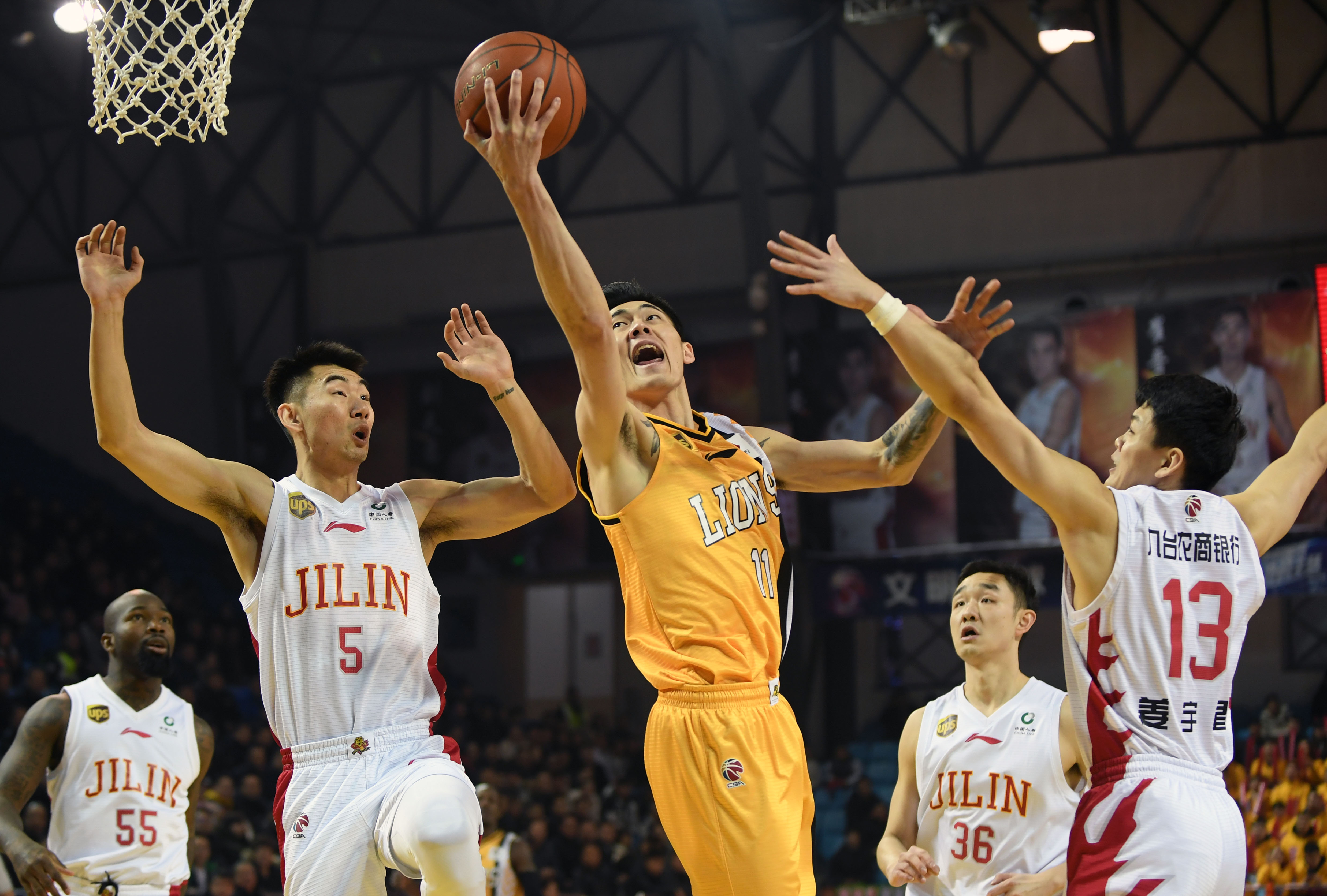 进步使他们 进步使他们