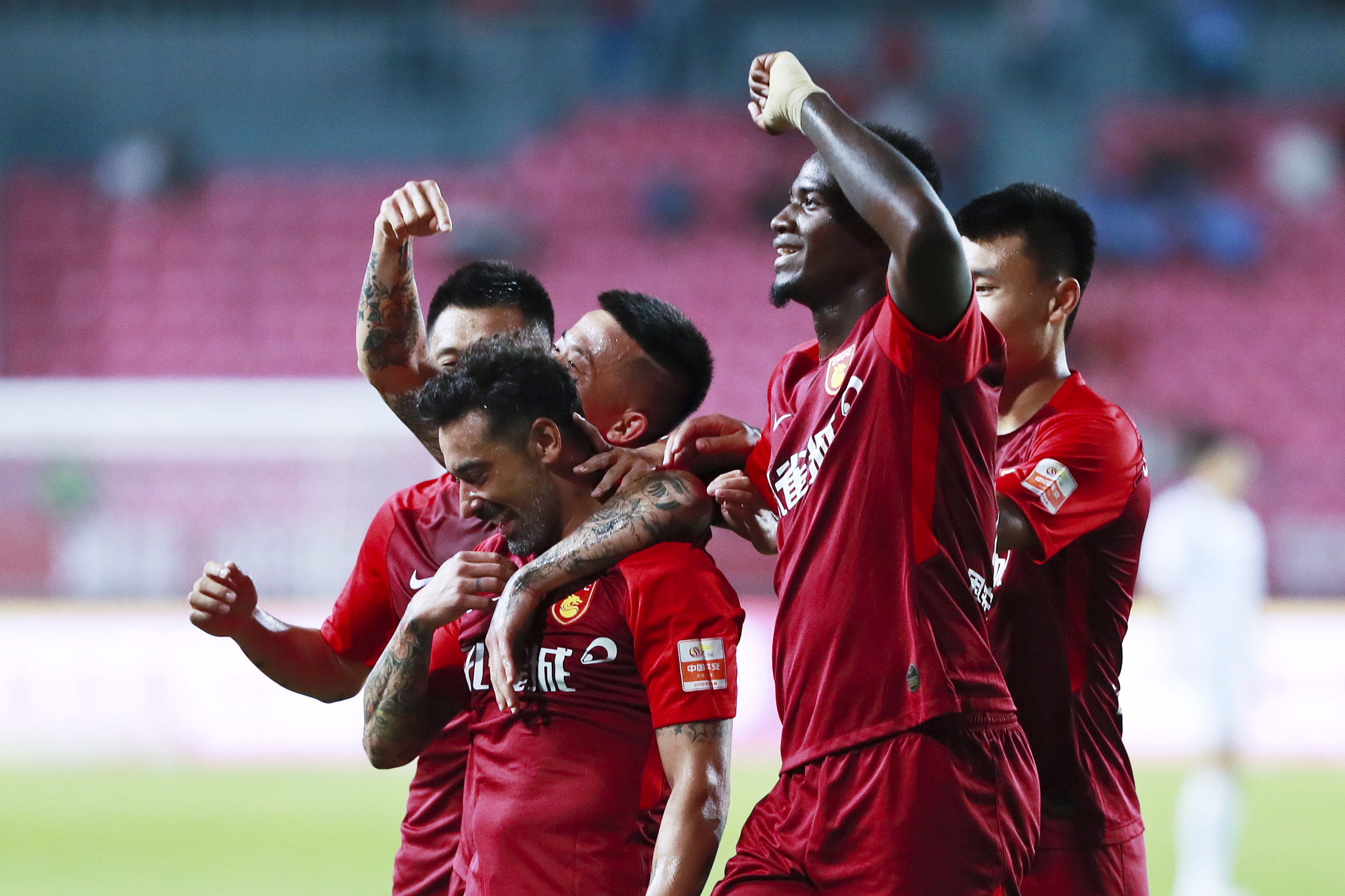 荣誉和竞技 荣誉和竞技