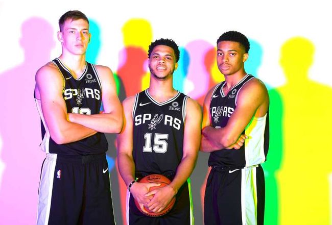 间自由切换 间自由切换